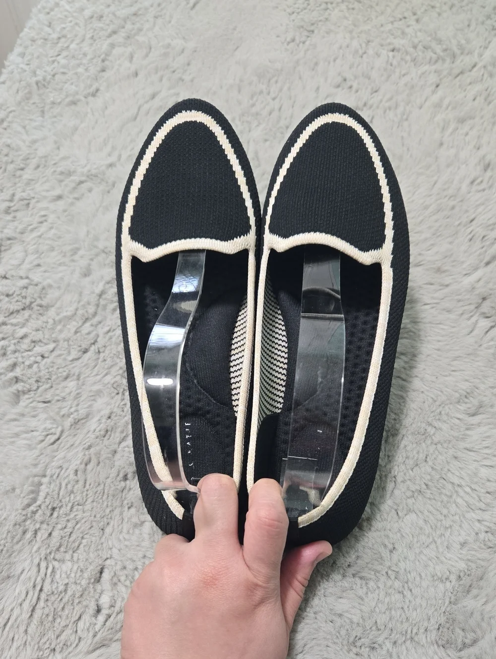 Kelly & Katie black knit pointed slip ons flat shoes size 8.5